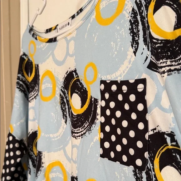 Stylish Polka Dot and Circle Patterned Blouse - Picture 6 of 6